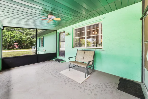 $275,000 | 1120 Southwest 8th Court, Okeechobee, FL 34974