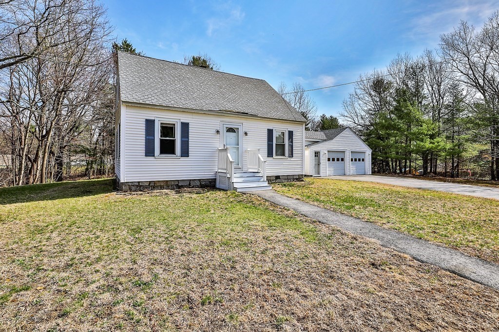 54 Meadowbrook Road Chelmsford, MA 01863 - Photo 31 of 32 a front view of house with garden