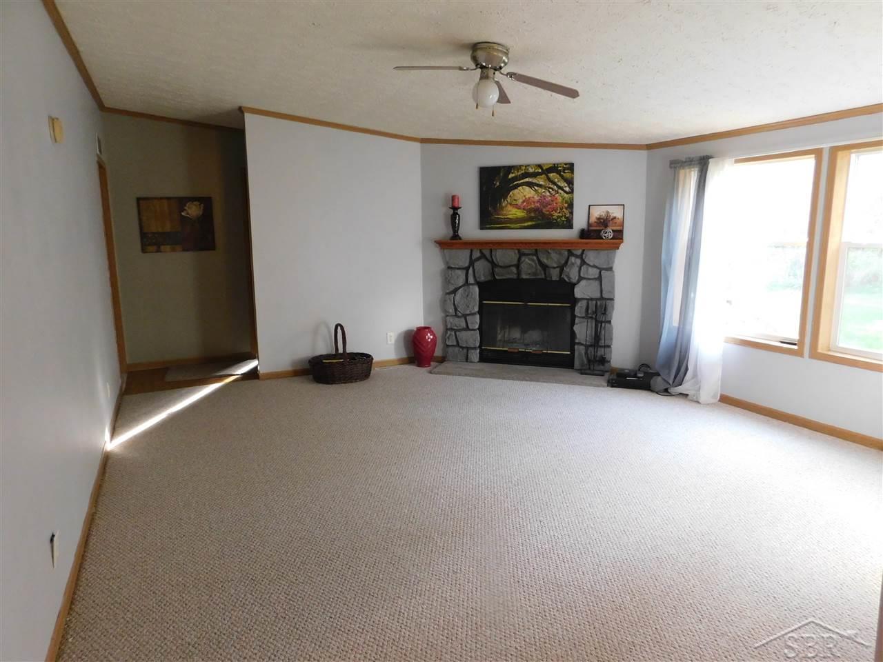 18478 Grabowski Road St. Charles, MI 48655 - Photo 3 of 31
