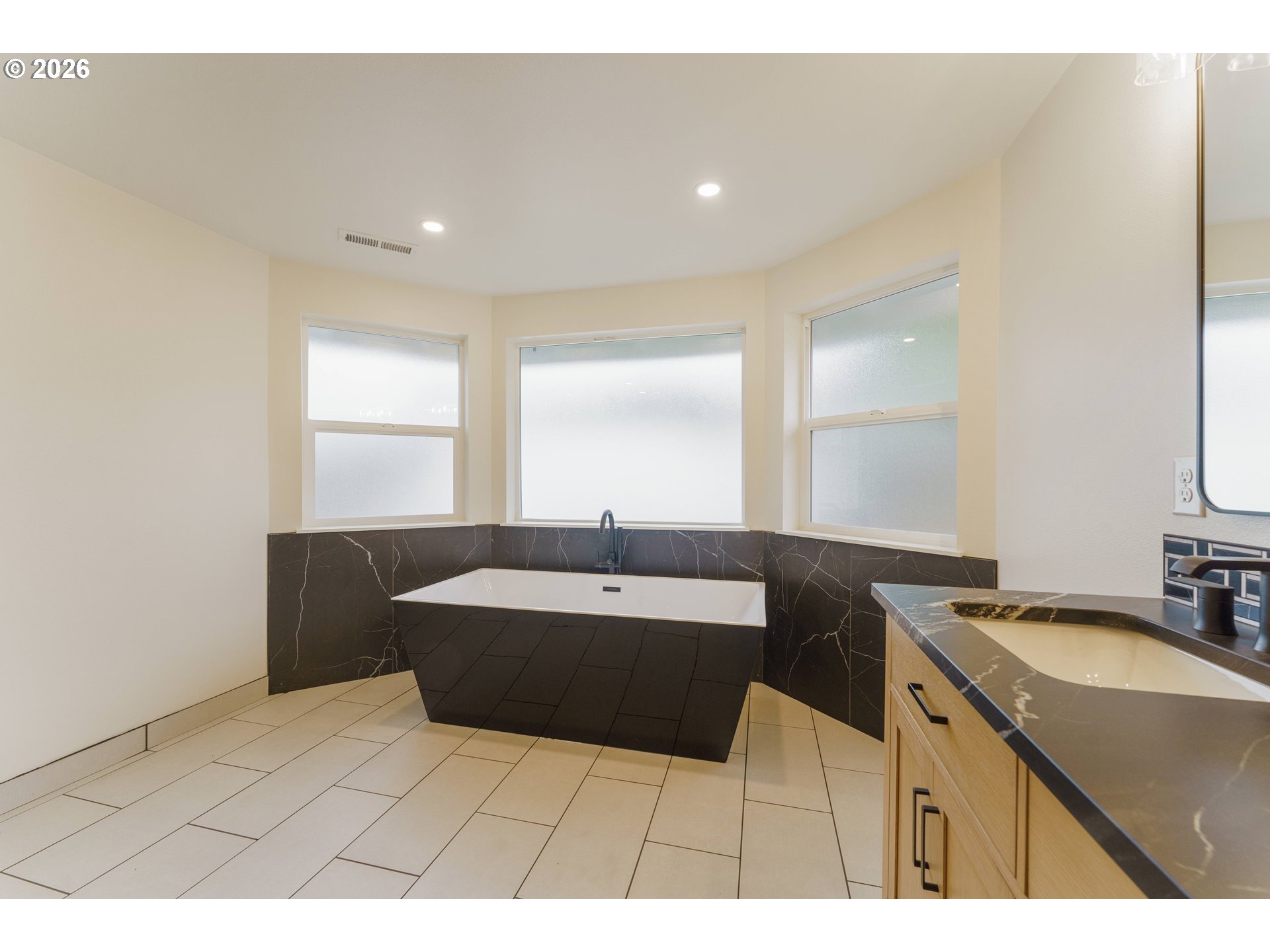 3670 Northwest 163rd Terrace Beaverton, OR 97006 - Photo 27 of 48