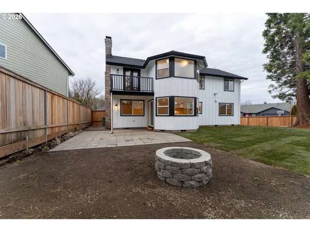 $824,995 | 3670 Northwest 163rd Terrace, Beaverton, OR 97006