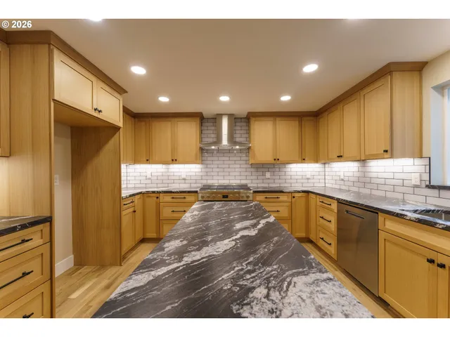 $824,995 | 3670 Northwest 163rd Terrace, Beaverton, OR 97006