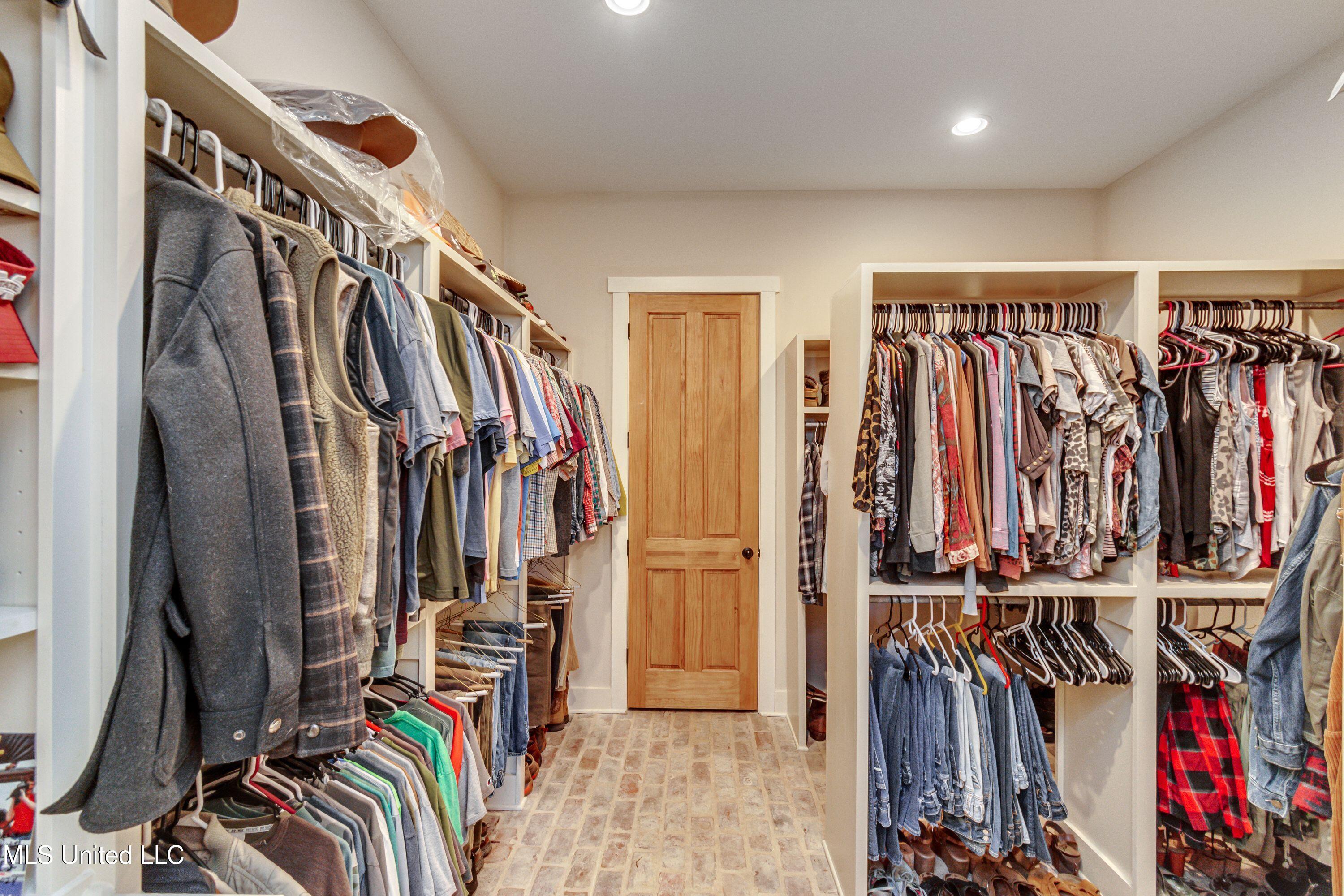 5178 Good Hope Road Edwards, MS 39066 - Photo 48 of 72 Primary Closet