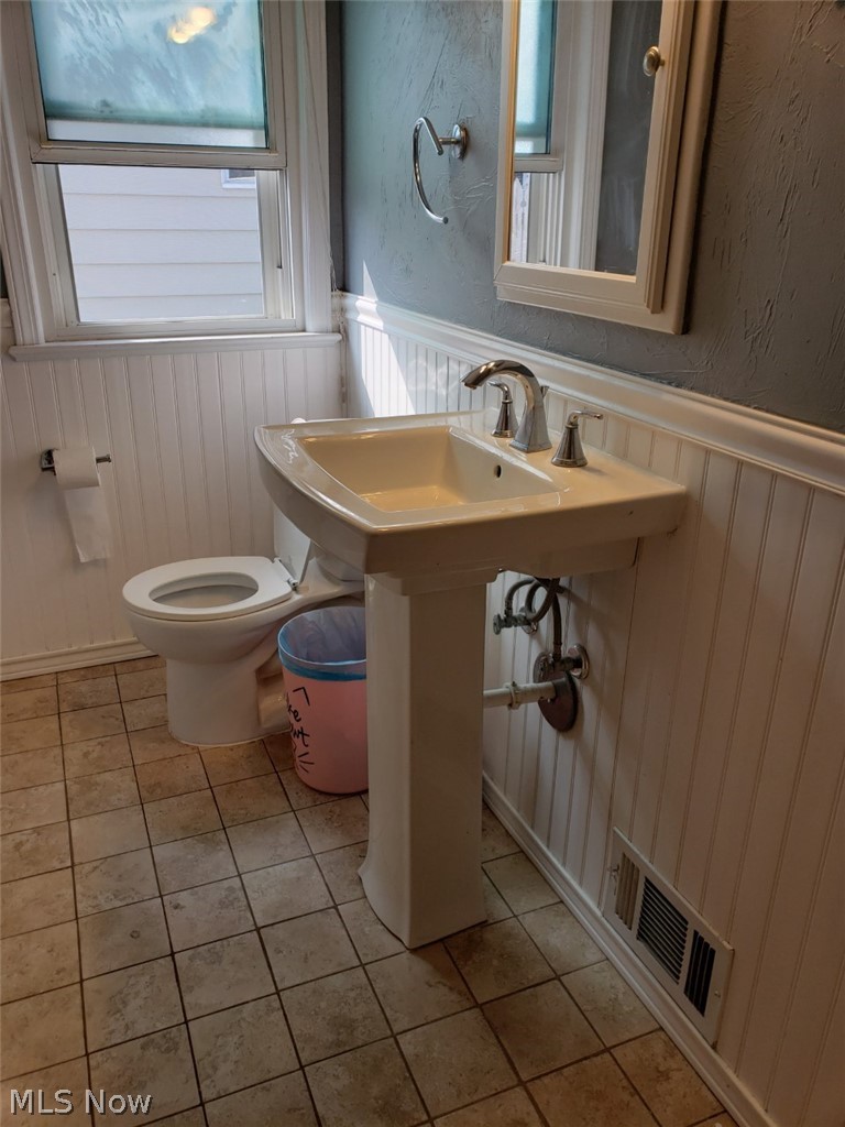 6907 Ridgewood Avenue Parma, OH 44129 - Photo 15 of 21