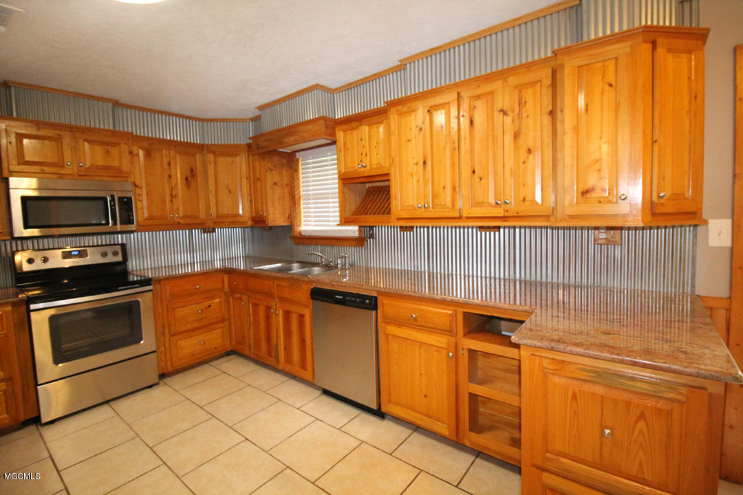 3557 St Ellen Road Leakesville, MS 39451 - Photo 10 of 42 2 (1)