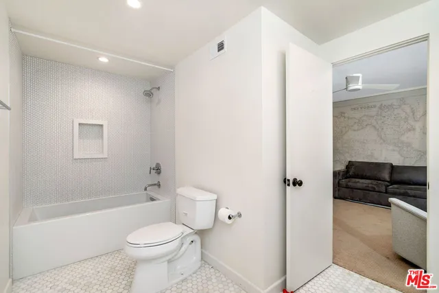 $9,995 | 13133 Morrison Street, Sherman Oaks, CA 91423