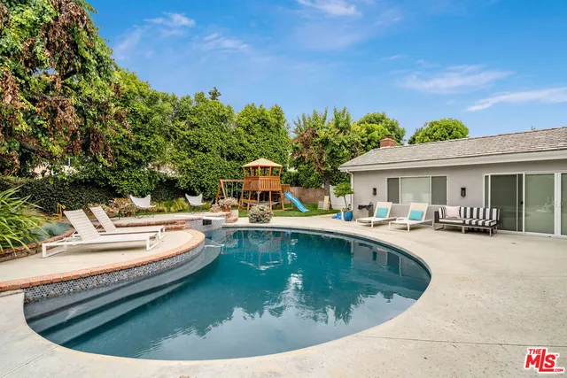 $9,995 | 13133 Morrison Street, Sherman Oaks, CA 91423