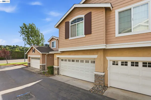 $884,500 | 7318 Bower Lane, Dublin, CA 94568