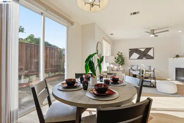 $884,500 | 7318 Bower Lane, Dublin, CA 94568