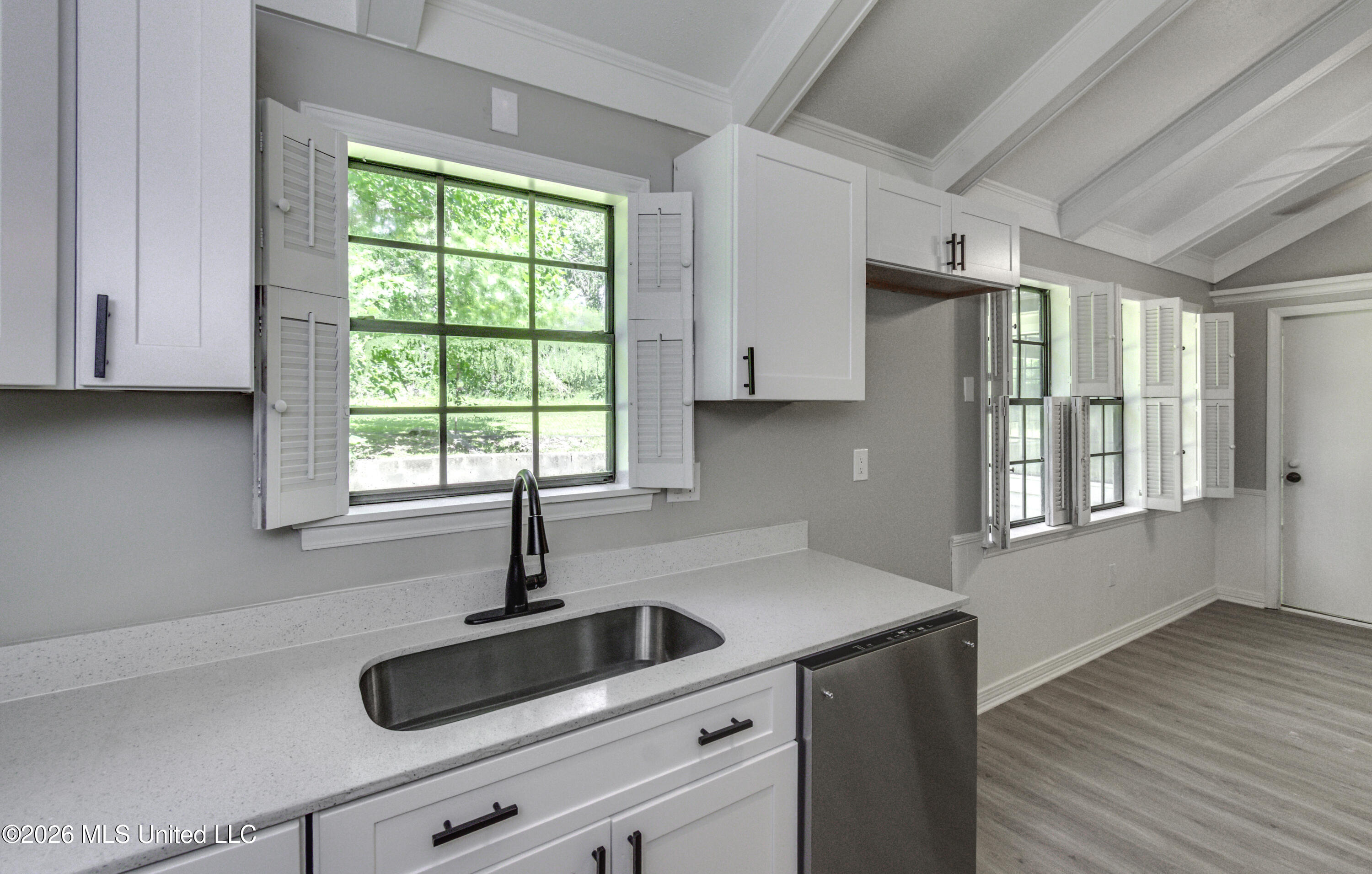 121 North Central Avenue Ridgeland, MS 39157 - Photo 20 of 60 121 N Central Ave b--2