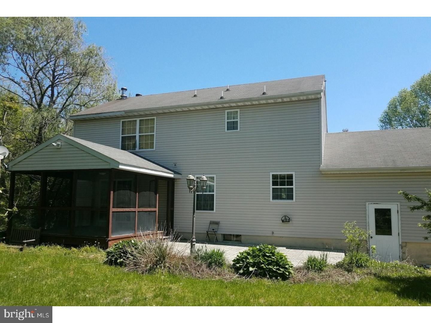 86 Meany Road Wrightstown, NJ 08562 - Photo 2 of 12