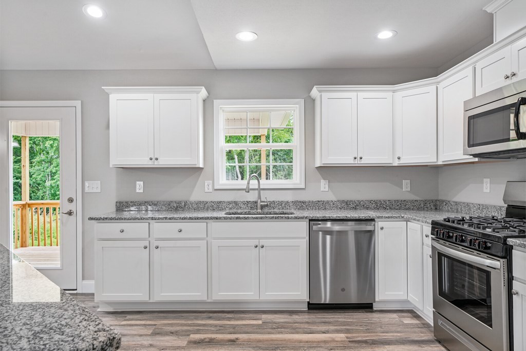 228 Deerfield Road Crossville, TN 38555 - Photo 19 of 24 Gallery Image 19