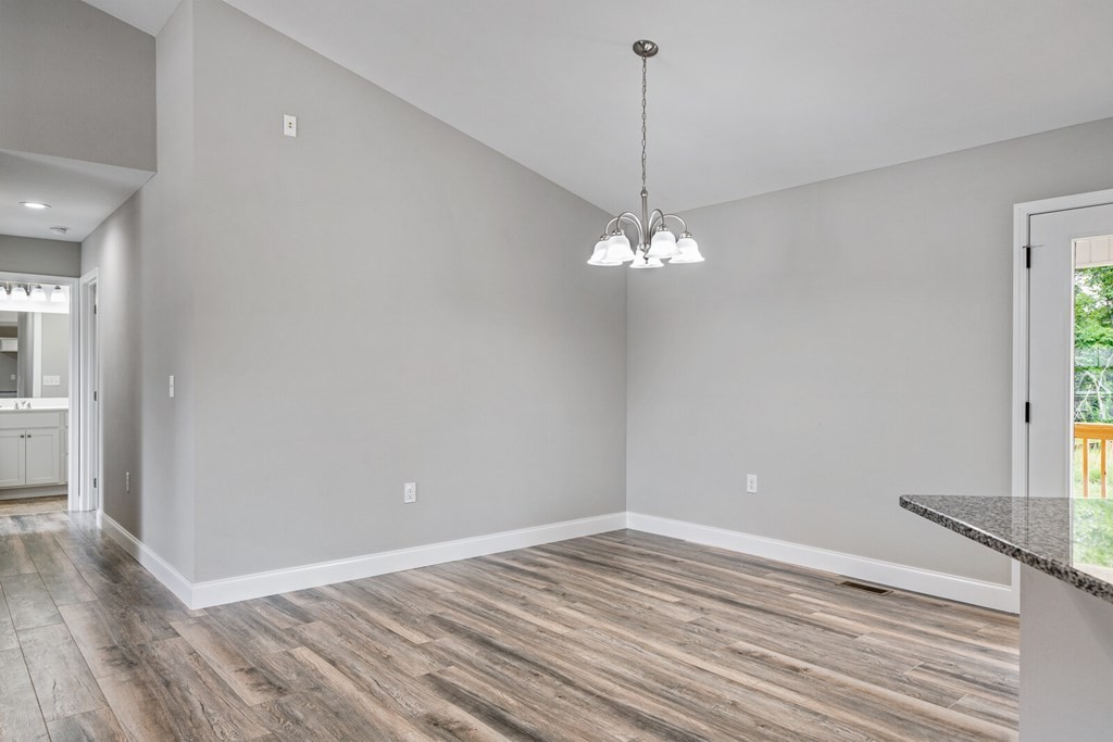 228 Deerfield Road Crossville, TN 38555 - Photo 4 of 24 Gallery Image 4