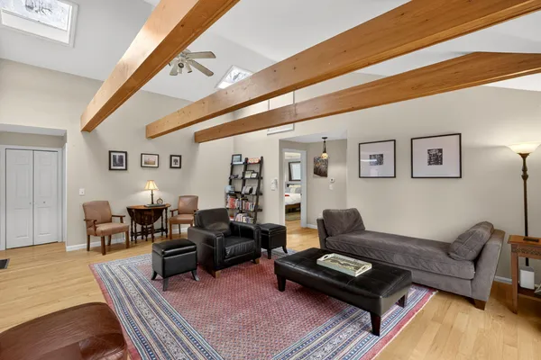 $2,075,000 | 17 Cranberry Lane, Falmouth, MA 02536