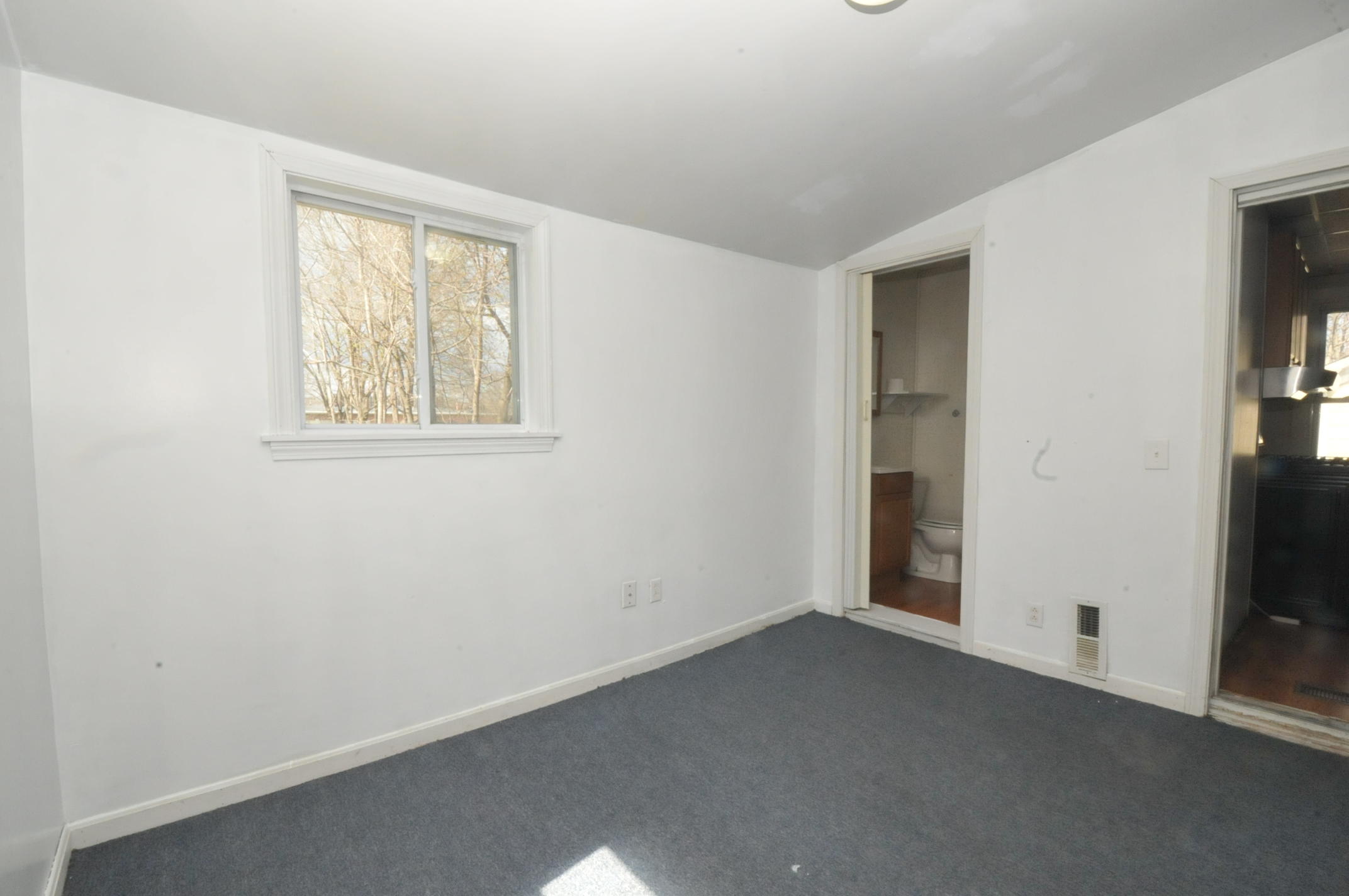 20 Spring Street Brewer, ME 04412 - Photo 25 of 40 DSC_2176
