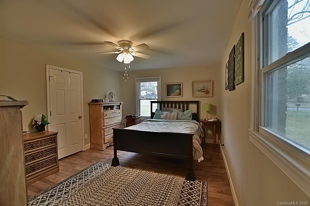 126 Valley Road York, SC 29745 - Photo 8 of 15 Gallery Image 8