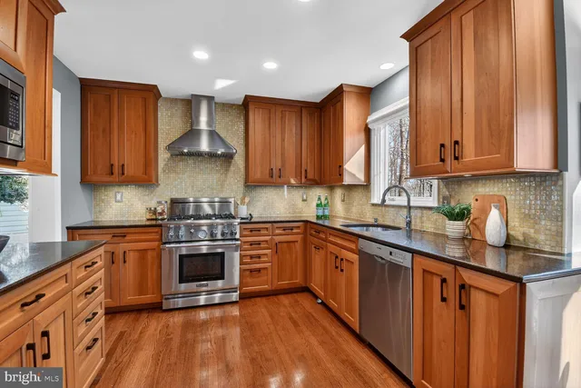 $850,000 | 12229 Tildenwood Drive, Rockville, MD 20852