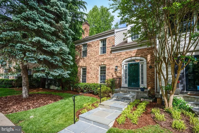 $850,000 | 12229 Tildenwood Drive, Rockville, MD 20852