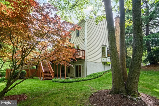 $850,000 | 12229 Tildenwood Drive, Rockville, MD 20852