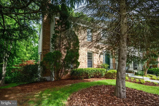 $850,000 | 12229 Tildenwood Drive, Rockville, MD 20852