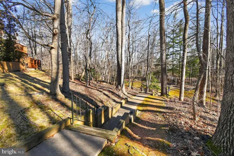 $850,000 | 12229 Tildenwood Drive, Rockville, MD 20852