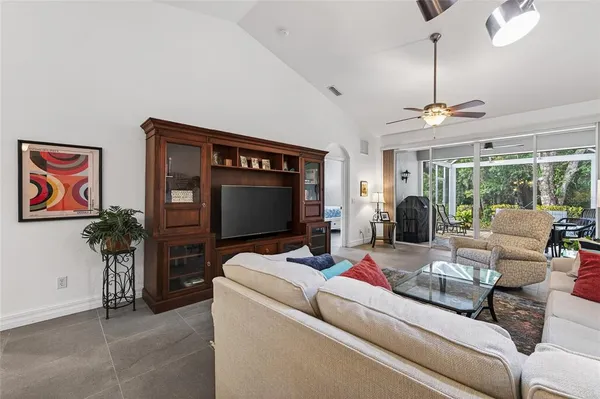 $319,900 | 903 Tartan Drive, Unit 26, Venice, FL 34293