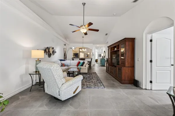 $319,900 | 903 Tartan Drive, Unit 26, Venice, FL 34293