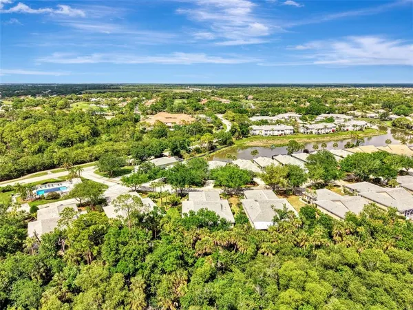 $319,900 | 903 Tartan Drive, Unit 26, Venice, FL 34293