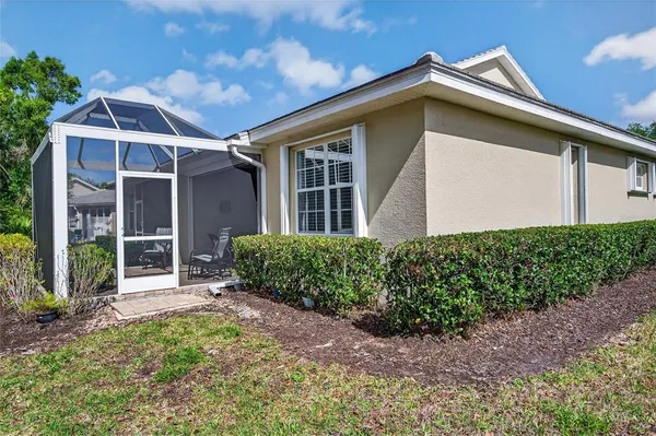 $319,900 | 903 Tartan Drive, Unit 26, Venice, FL 34293