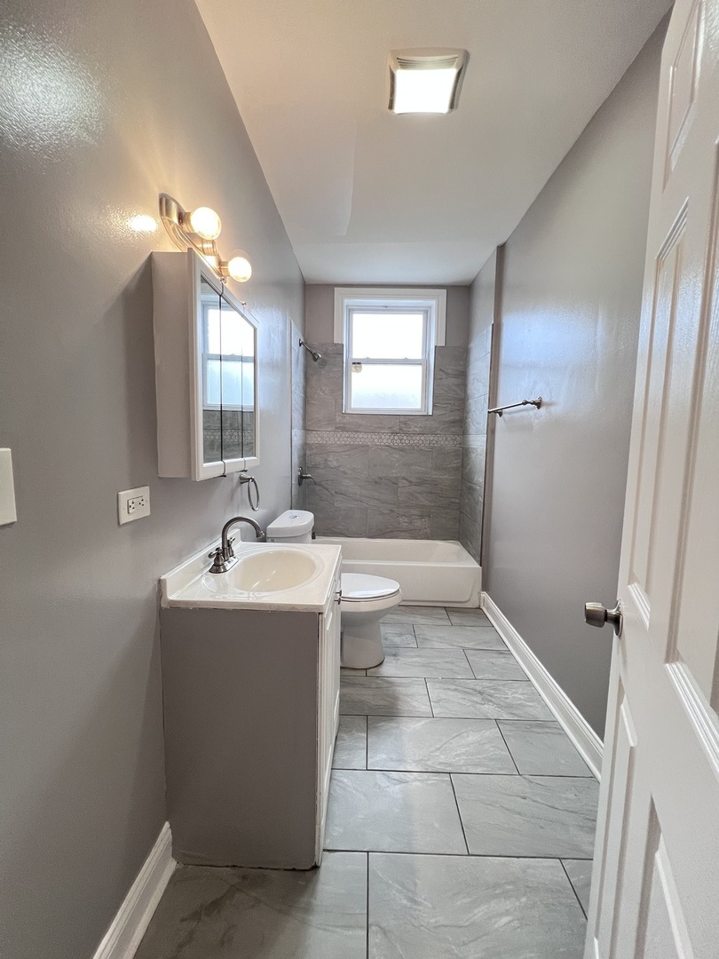 7059 South Normal Boulevard, Unit 1S Chicago, IL 60621 - Photo 17 of 39 Gallery Image 17