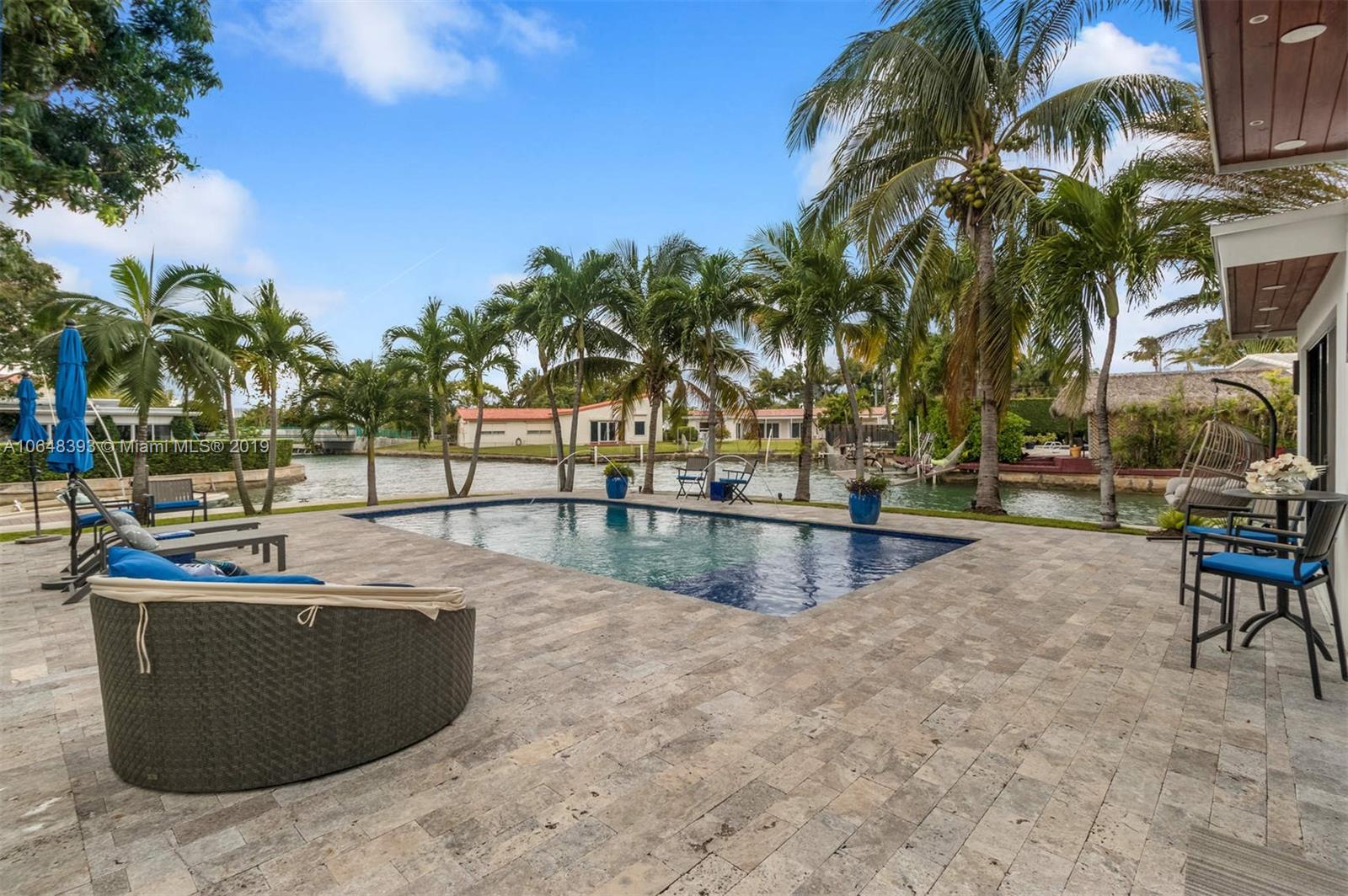 1880 Cleveland Road Miami Beach, FL 33141 - Photo 8 of 26 a view of outdoor space with trees