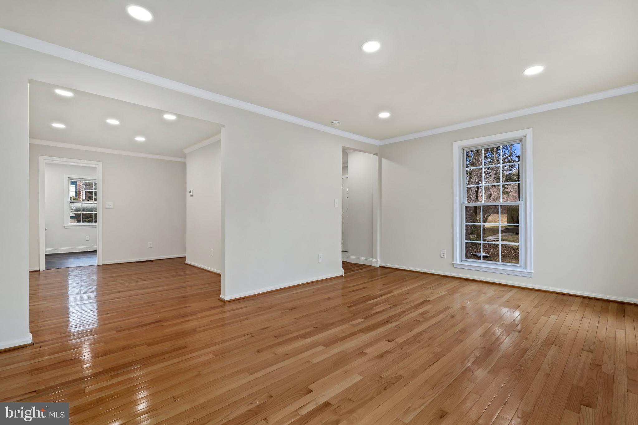 3 Oak Shade Road Gaithersburg, MD 20878 - Photo 12 of 41 Gallery Image 12