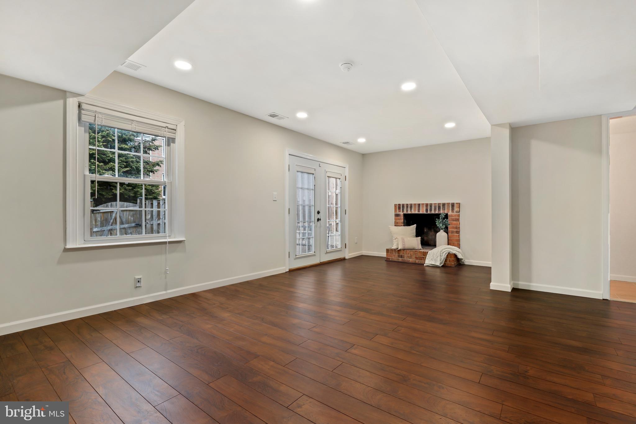 3 Oak Shade Road Gaithersburg, MD 20878 - Photo 29 of 41 Gallery Image 29