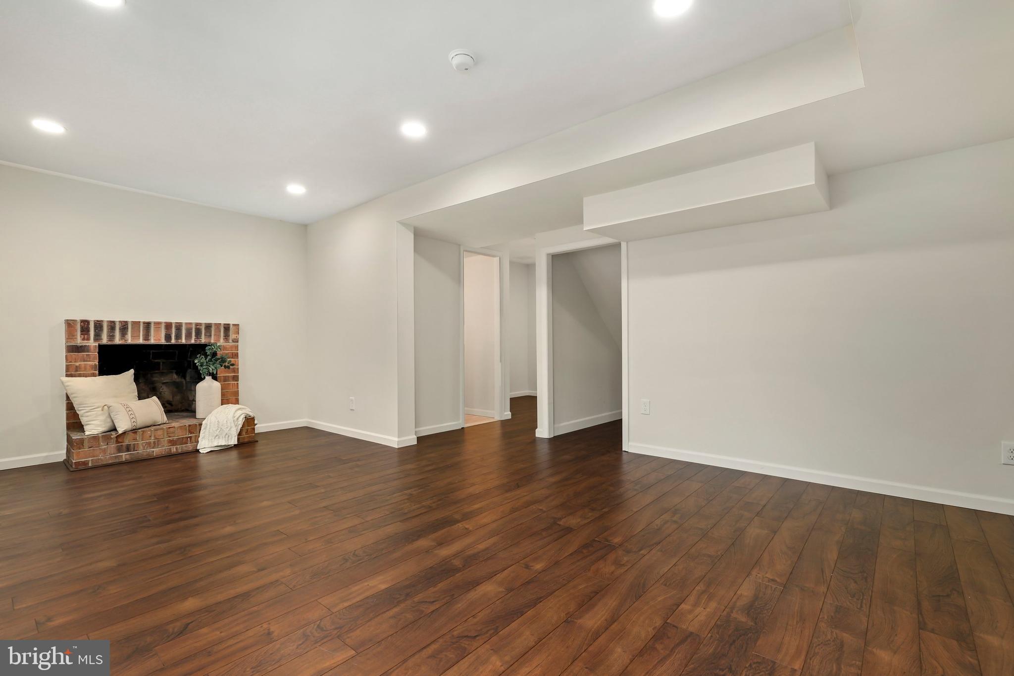 3 Oak Shade Road Gaithersburg, MD 20878 - Photo 31 of 41 Gallery Image 31