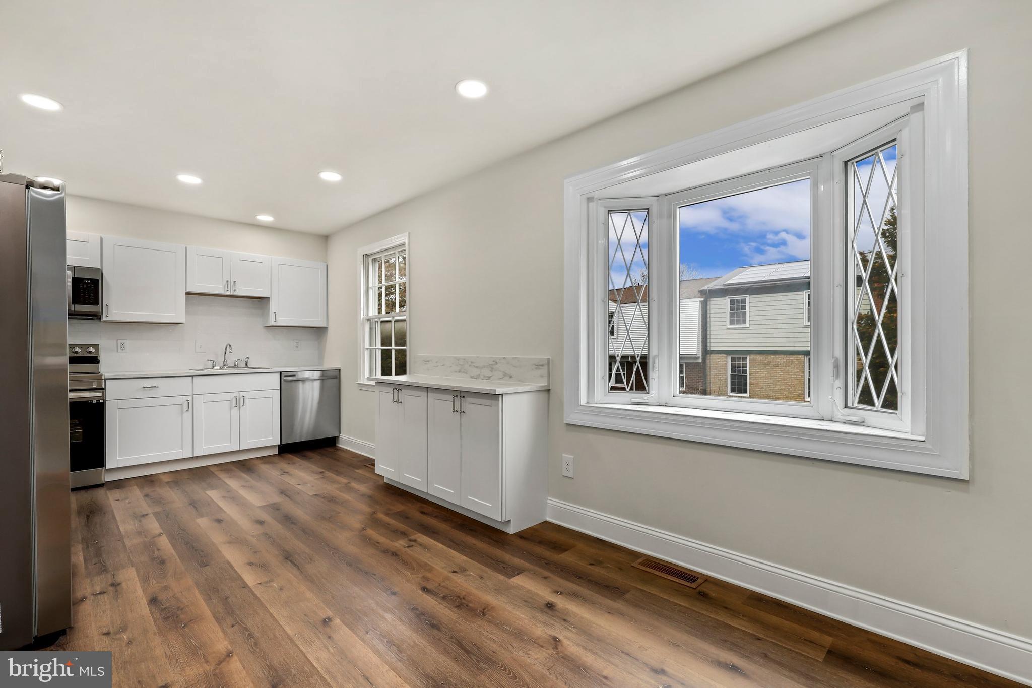 3 Oak Shade Road Gaithersburg, MD 20878 - Photo 4 of 41 Gallery Image 4
