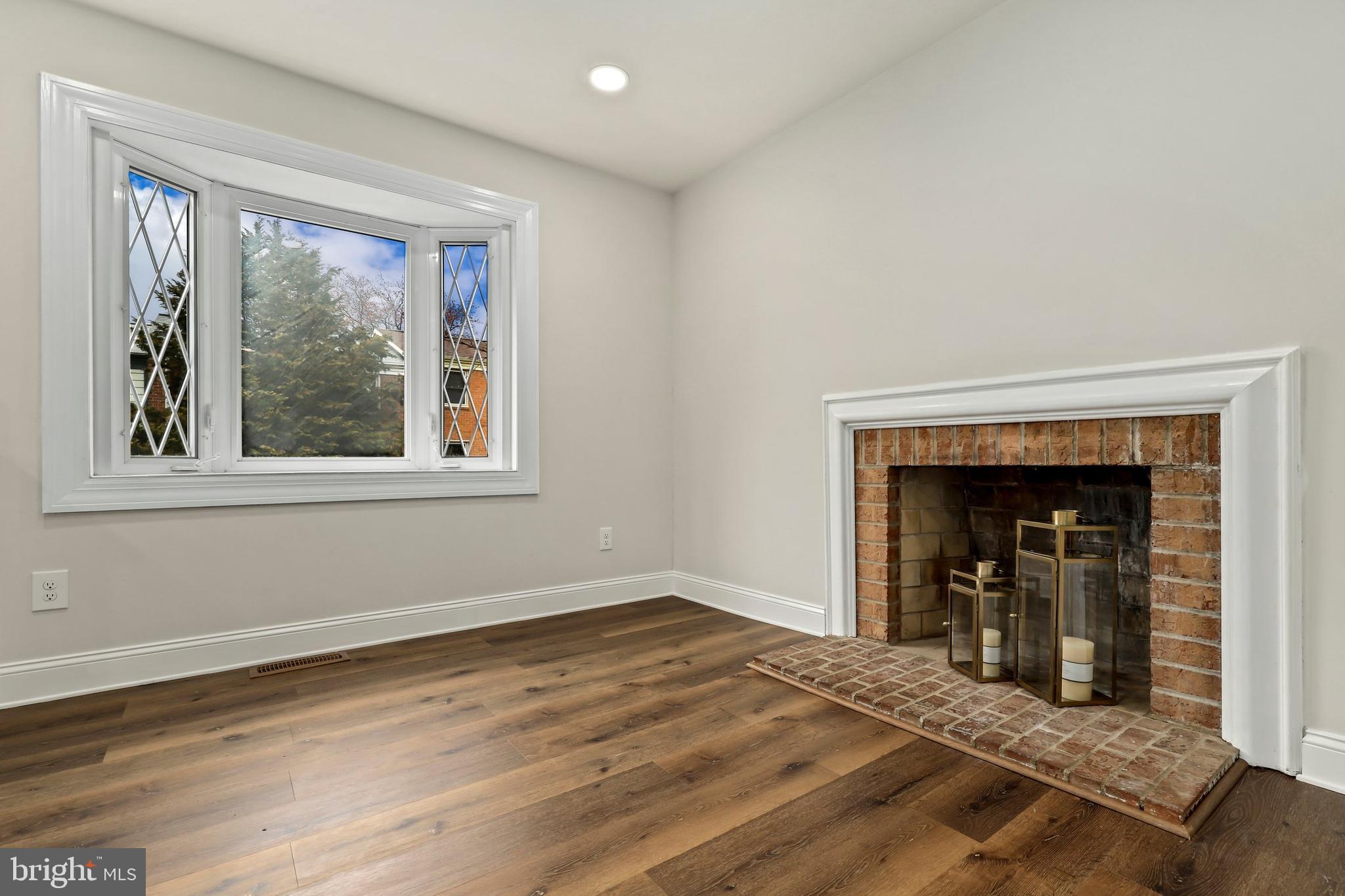 3 Oak Shade Road Gaithersburg, MD 20878 - Photo 5 of 41 Gallery Image 5