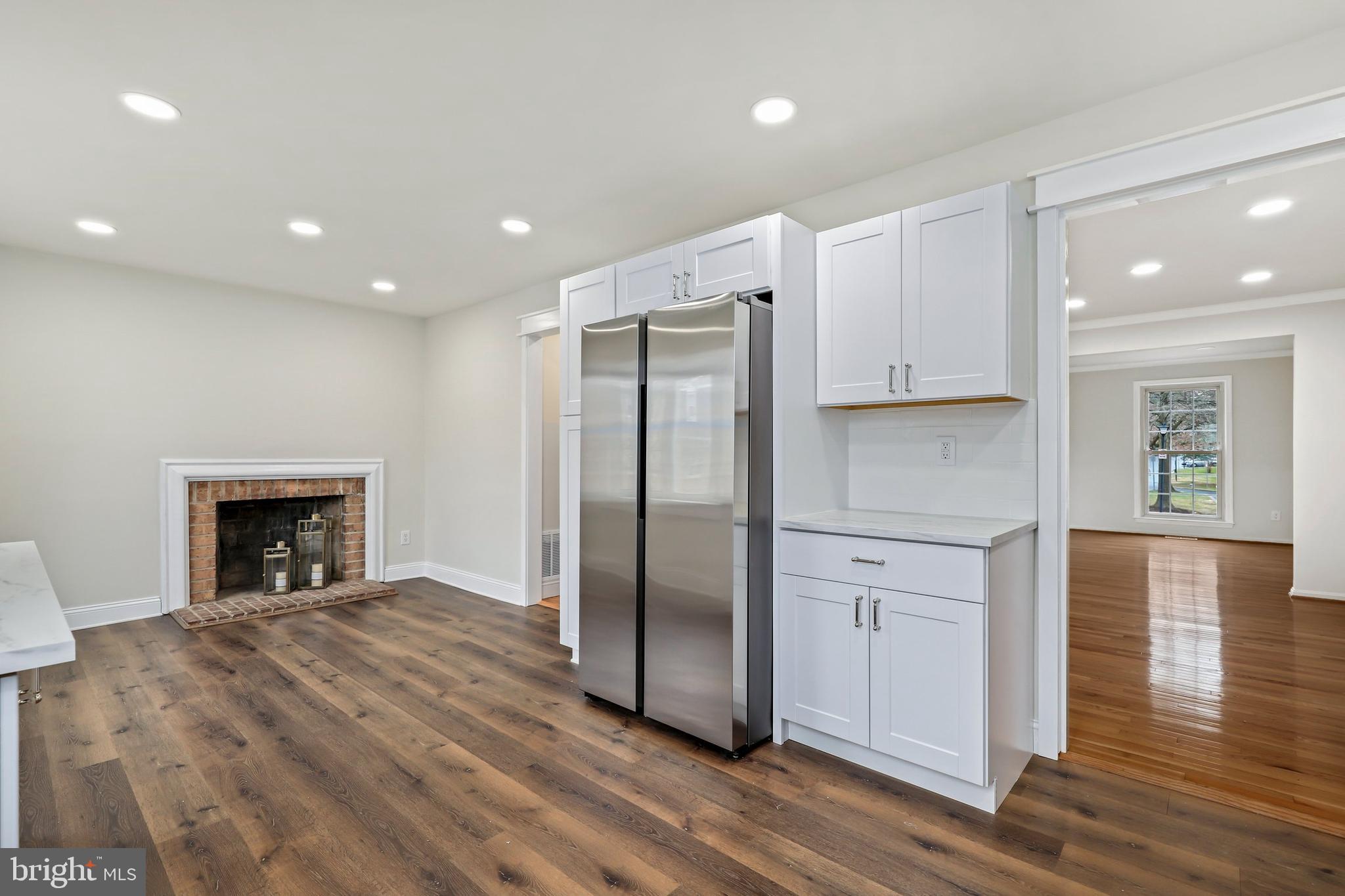 3 Oak Shade Road Gaithersburg, MD 20878 - Photo 8 of 41 Gallery Image 8