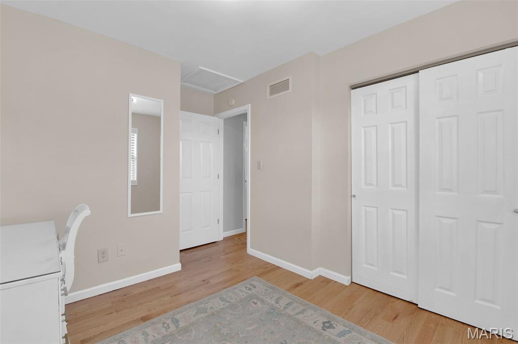 1438 Bluebird Terrace St. Louis, MO 63144 - Photo 15 of 20