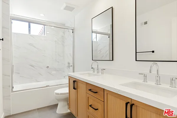 $13,000 | 4933 Collett Avenue, Encino, CA 91436