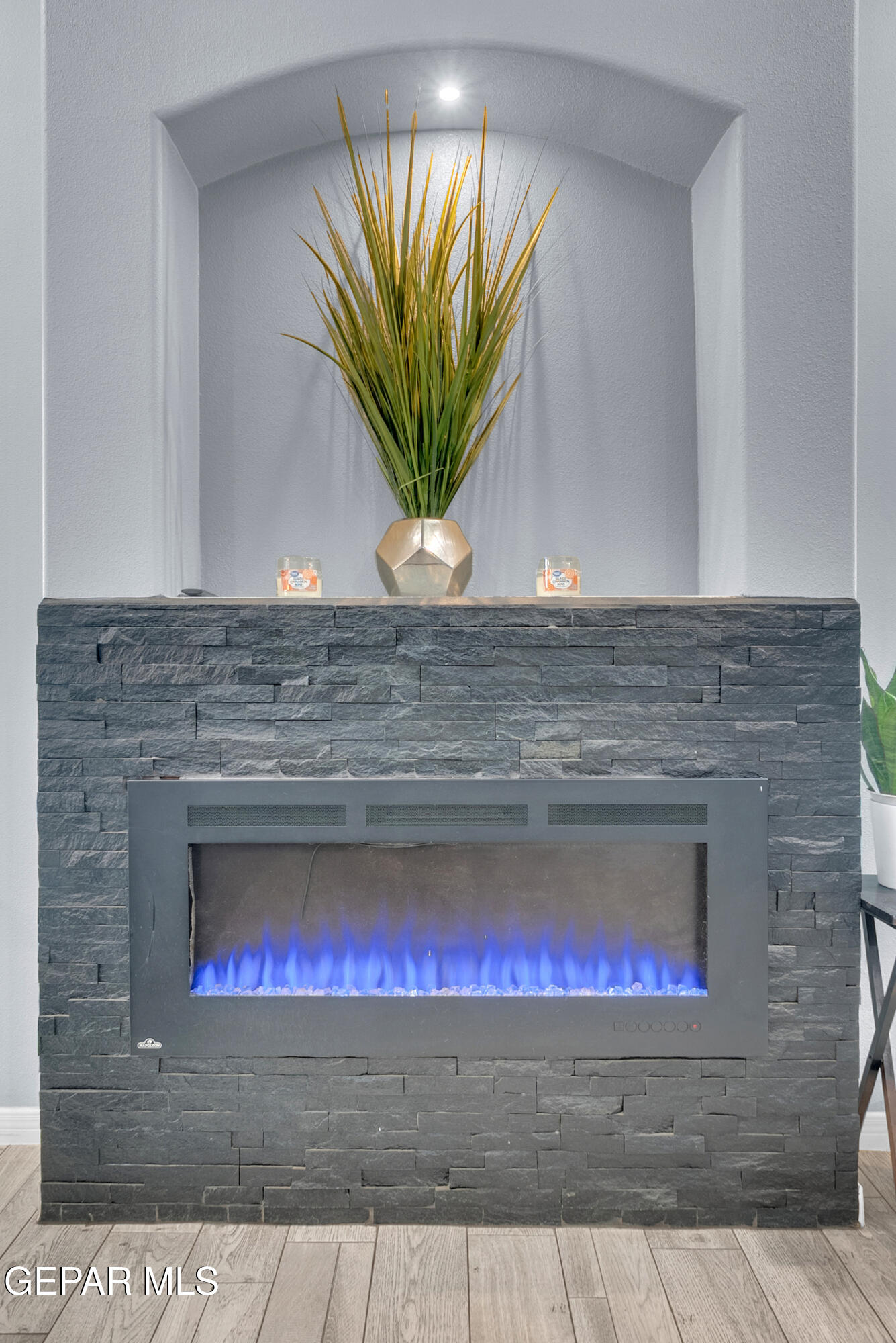 13613 Garforth Avenue El Paso, TX 79928 - Photo 11 of 53 5 (1)