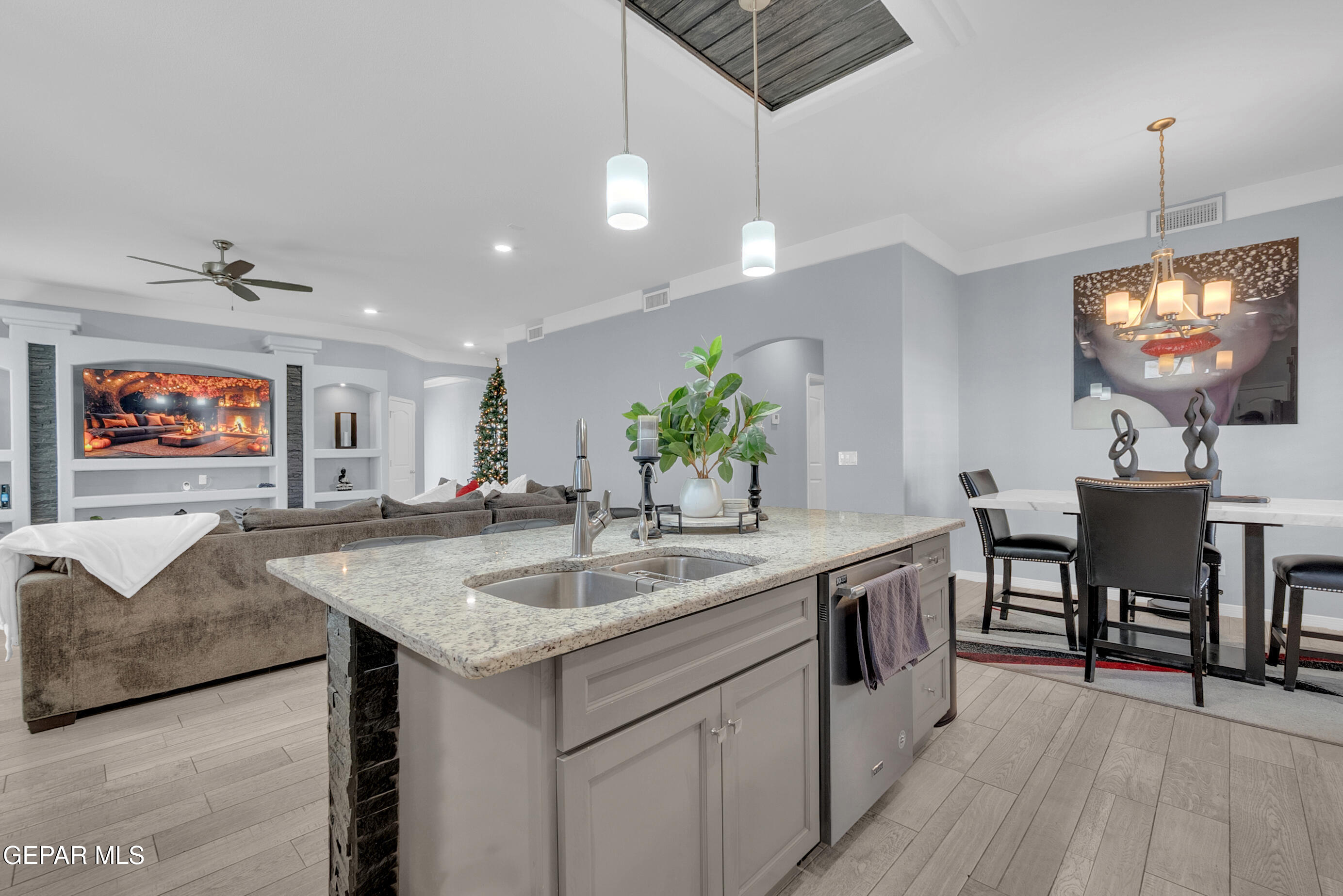 13613 Garforth Avenue El Paso, TX 79928 - Photo 17 of 53 5 (5)