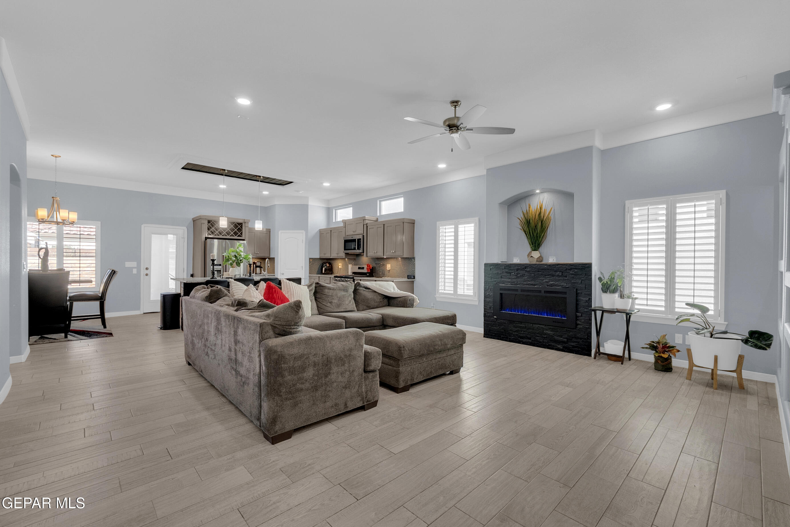 13613 Garforth Avenue El Paso, TX 79928 - Photo 7 of 53 3 (19)