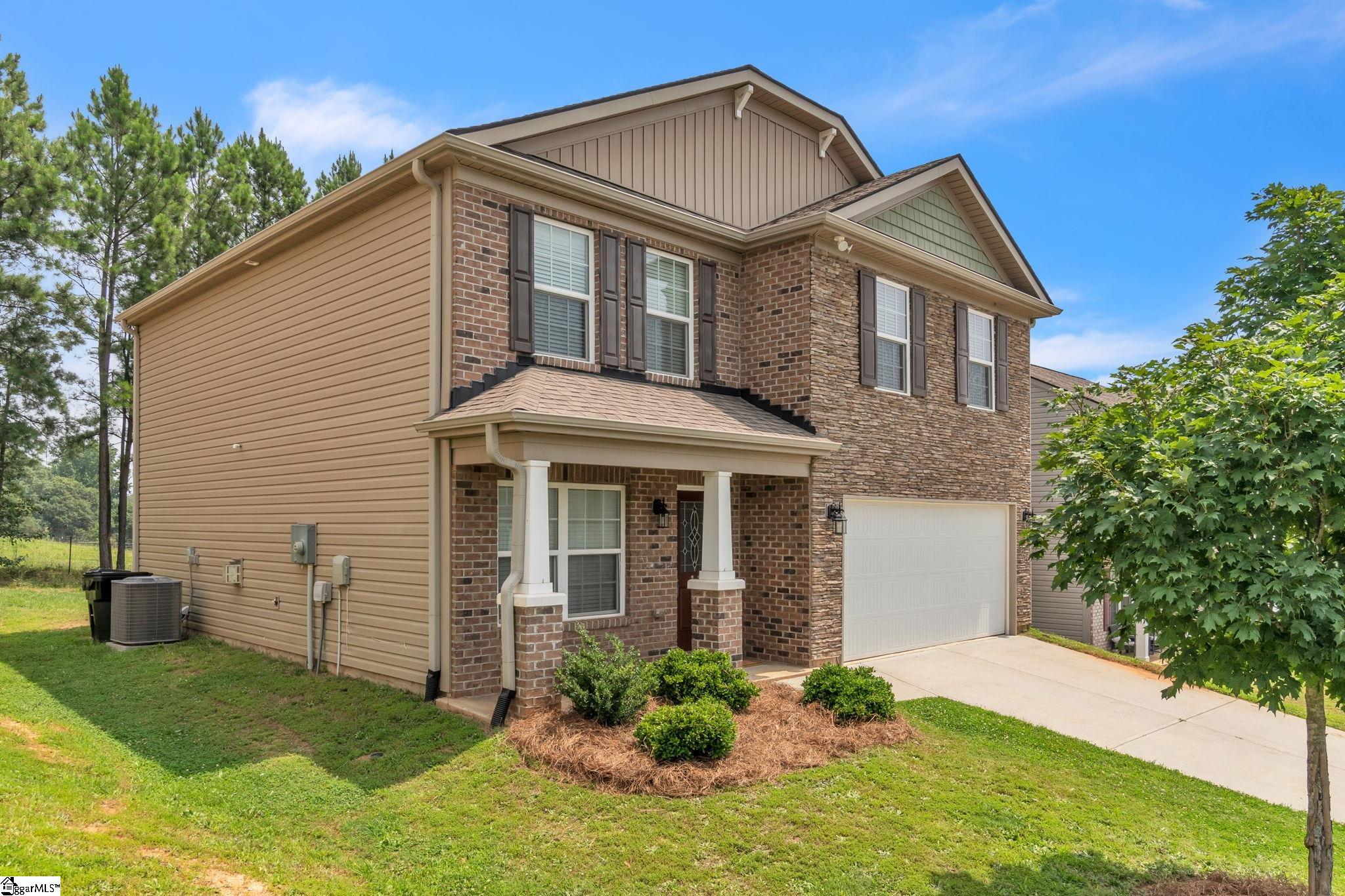 11 Ravencrest Drive Anderson, SC 29621 - Photo 2 of 31 Gallery Image 2