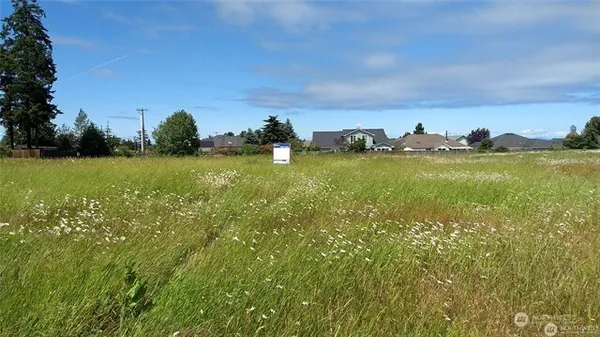 $479,000 | 999 West Hemlock Street, Sequim, WA 98382