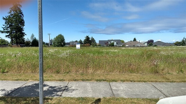 999 West Hemlock Street Sequim, WA 98382 - Photo 3 of 7