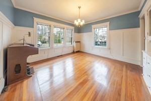 52 Herman Street Springfield, MA 01108 - Photo 8 of 37