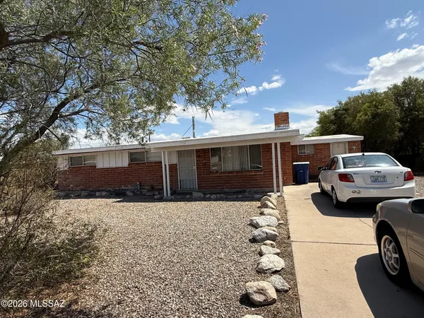$315,000 | 6926 East Kirkland Drive, Tucson, AZ 85710