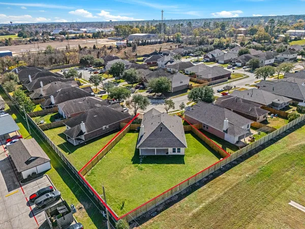 $2,100 | 7202 Lyndhurst Village Lane, Spring, TX 77379