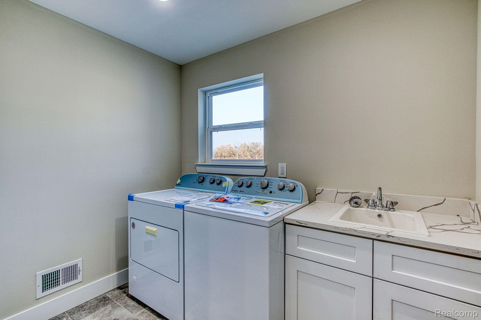 34277 Pratt Road Memphis, MI 48041 - Photo 29 of 44 Gallery Image 29