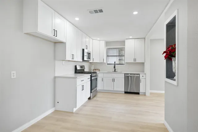 $2,800 | 4356 Phlox Street, Houston, TX 77051